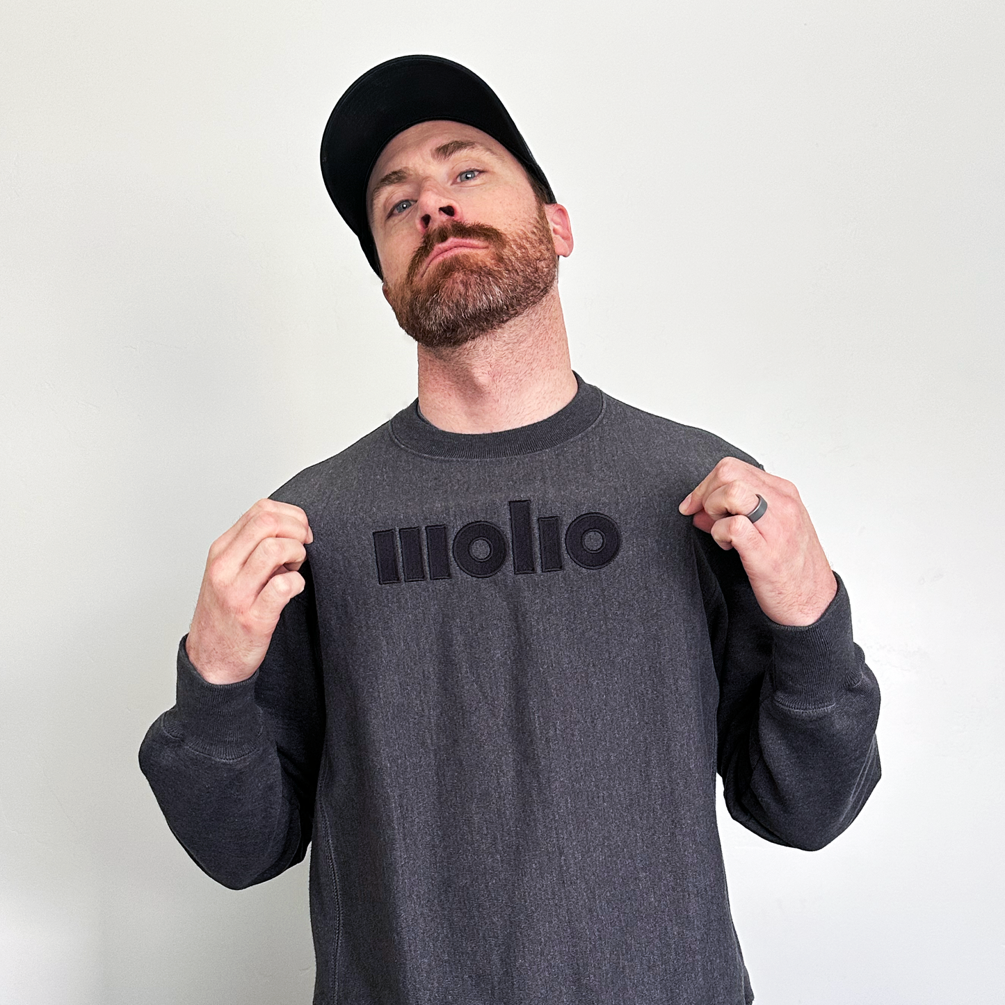 MOLIO Crewneck Sweatshirt